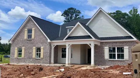 1033 Sunfield Dr, Prattville, AL 36066