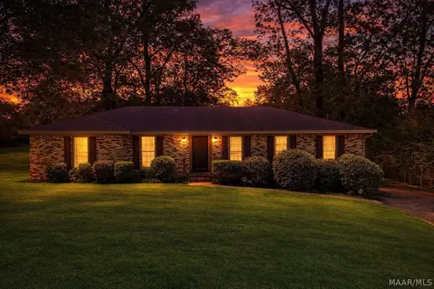 1237 Woodhill Ct, Montgomery, AL 36109