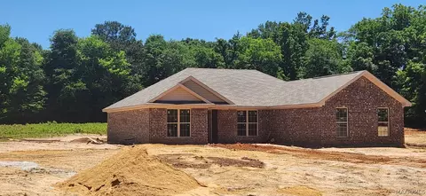 1934 Alpine Dr, Deatsville, AL 36022