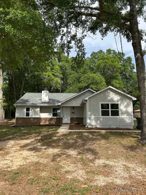 156 Casey Dr, Ozark, AL 36360