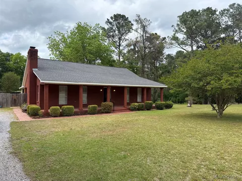 2207 County Road 85, Deatsville, AL 36022