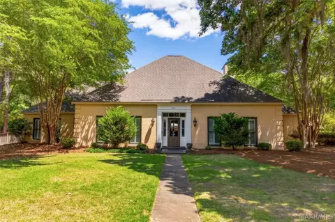 8131 Dogwood Ln, Montgomery, AL 36117