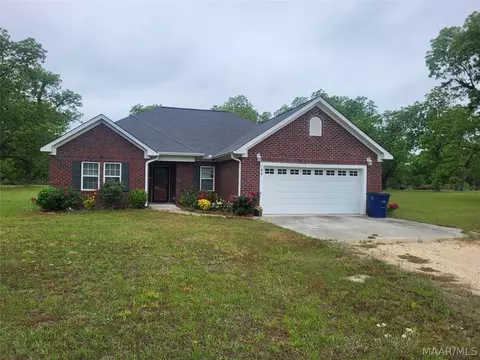 146 Summer Ln, Union Springs, AL 36089
