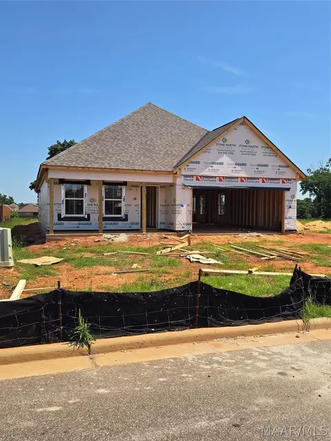 483 Joyce St, Prattville, AL 36066