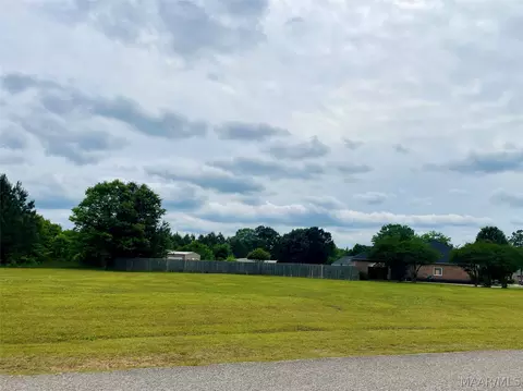 500 S Natchez Trace Loop, Tallassee, AL 36078