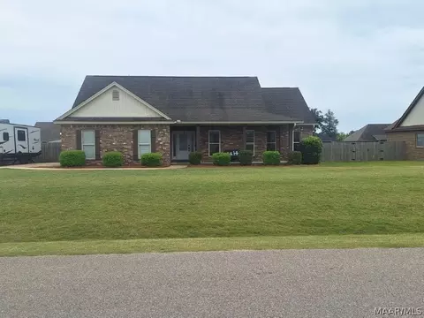 44 Ben Ct, Wetumpka, AL 36092