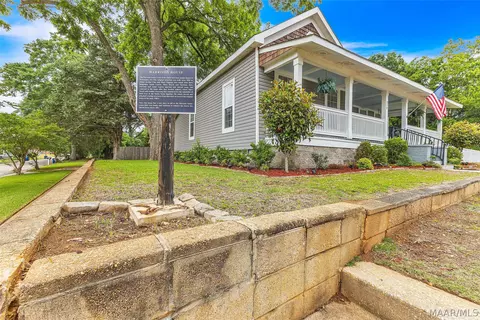 210 W Coosa St, Wetumpka, AL 36092