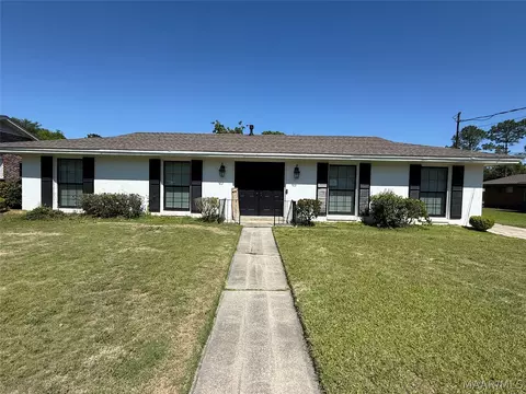 3277 Windwood Dr, Montgomery, AL 36116