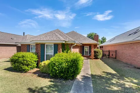 1715 Pebble Creek Dr, Prattville, AL 36066
