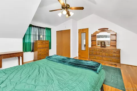 Bedroom - 206 E Riding Rd, Montgomery, AL 36116 photo 4 of 8