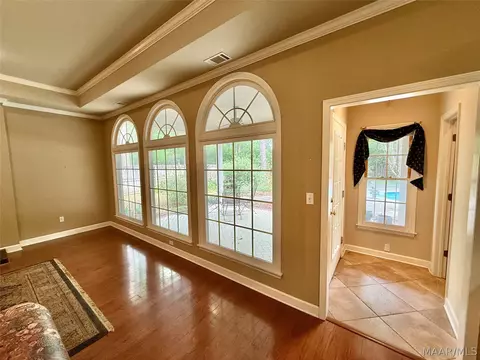 Entry Way - 9 Chambliss Dr, Selma, AL 36701 photo 5 of 9