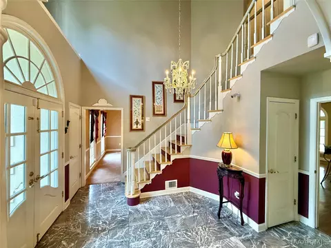 Entry Way - 9 Chambliss Dr, Selma, AL 36701 photo 4 of 9