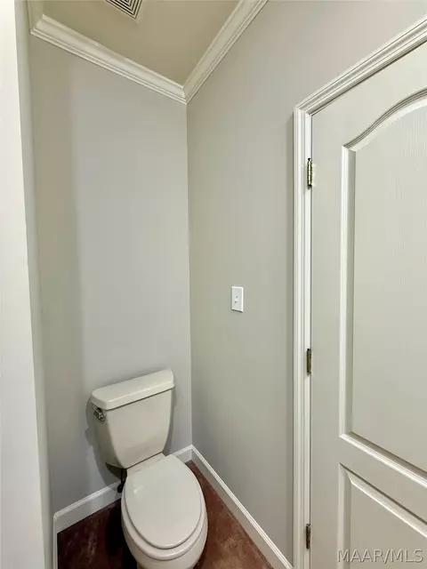 Bath - 9 Chambliss Dr, Selma, AL 36701 photo 5 of 15