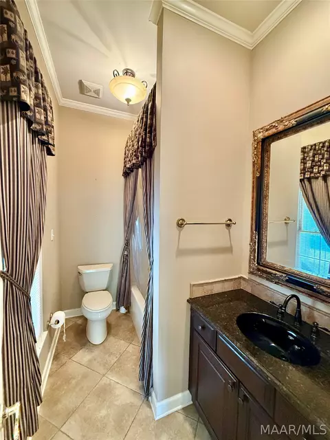 Bath - 9 Chambliss Dr, Selma, AL 36701 photo 1 of 15