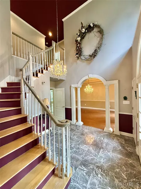 Entry Way - 9 Chambliss Dr, Selma, AL 36701 photo 3 of 9