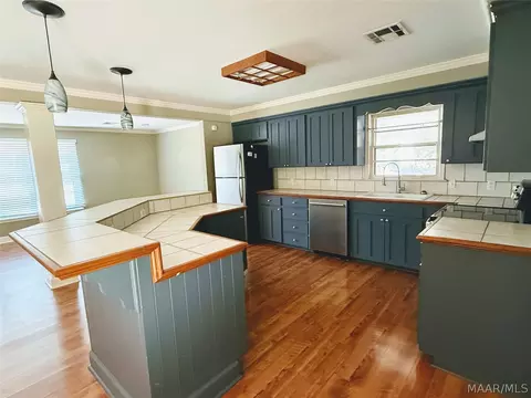 Kitchen - 3621 Robert E Lee Dr, Millbrook, AL 36054 photo 1 of 6