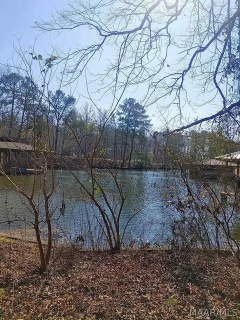 10 Yacht Club Rd, Titus, AL 36080