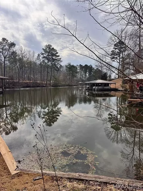 10 Yacht Club Rd, Titus, AL 36080
