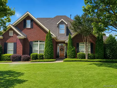 9601 Lochfield Dr, Pike Road, AL 36064