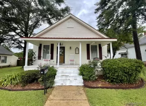 211 Central Blvd, Tallassee, AL 36078