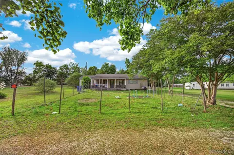 2579 County Rd 85 Rd, Deatsville, AL 36022