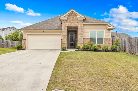 604 Barberry Ct, Prattville, AL 36066