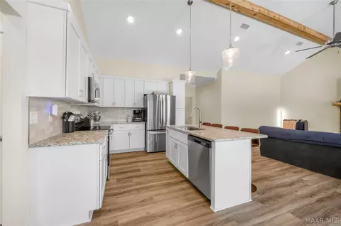 Kitchen - 96 Madix Dr, Eclectic, AL 36024 photo 1 of 2