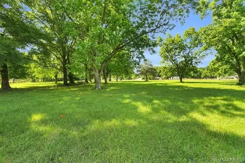 3146 Patrick Rd, Montgomery, AL 36108