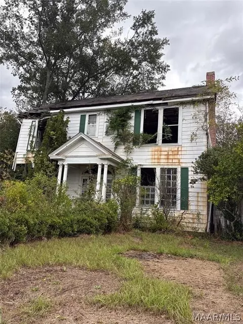 714 Lapsley St, Selma, AL 36701