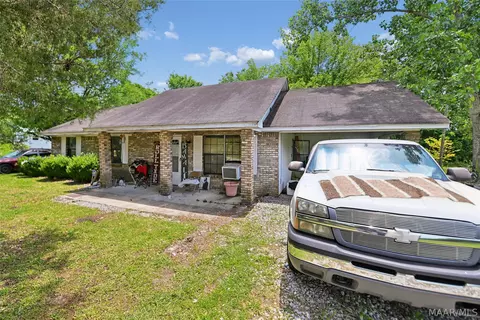 178 Langston Hughes Rd, Lowndesboro, AL 36752