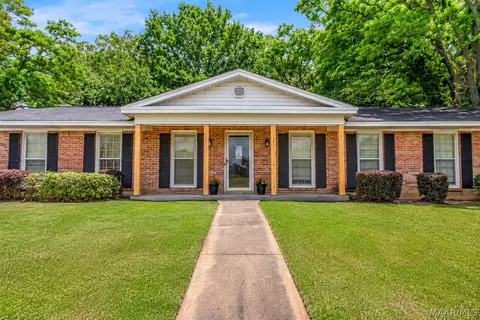 5801 Bridle Path Ln, Montgomery, AL 36116