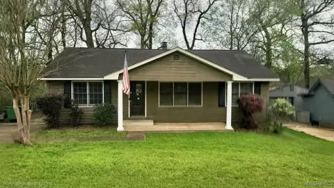 3033 Willow Lane Dr, Montgomery, AL 36109