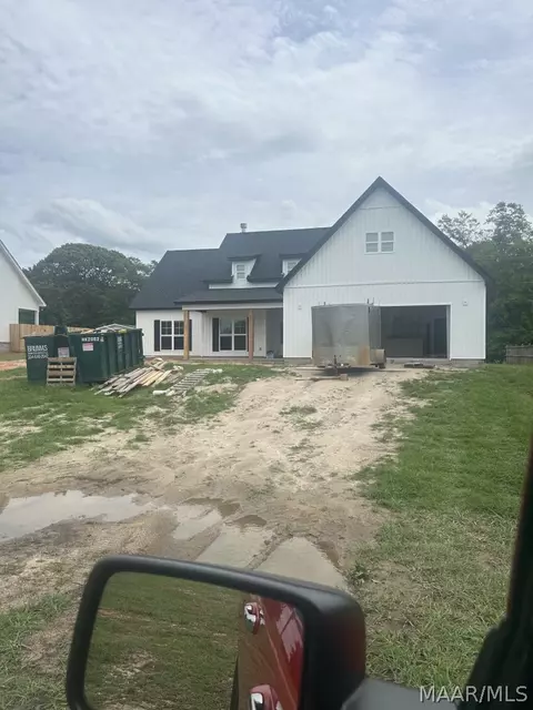 81 Noles Dr, Tallassee, AL 36078