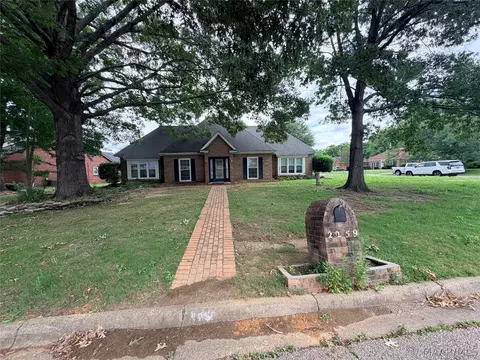 2259 Cannonball Dr, Montgomery, AL 36116