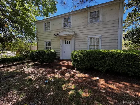 2222 Narrow Lane Rd, Montgomery, AL 36106