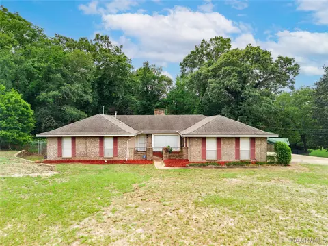 23 Pine Forest Dr, Wetumpka, AL 36093