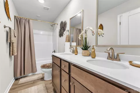 Bath - 266 Kohn Dr, Millbrook, AL 36054 photo 3 of 3