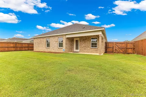 Exterior - 266 Kohn Dr, Millbrook, AL 36054 photo 3 of 8