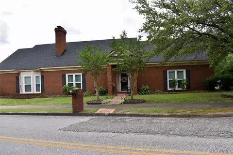 1640 Cairnbrook Dr, Montgomery, AL 36106