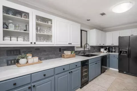 Kitchen - 2310 Halcyon Blvd, Montgomery, AL 36117 photo 1 of 1