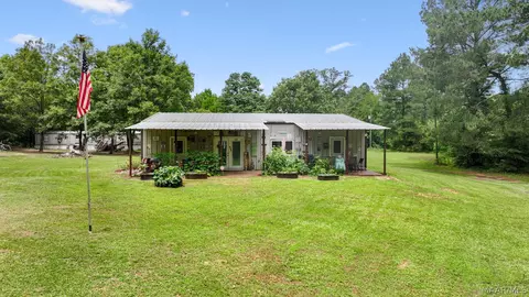 654 County Road 19 Rd N, Autaugaville, AL 36003