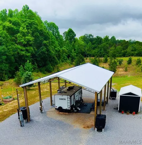 1372 N County Rd 1 Rd N, Billingsley, AL 36006