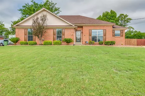 1818 Llanfair Rd, Montgomery, AL 36106