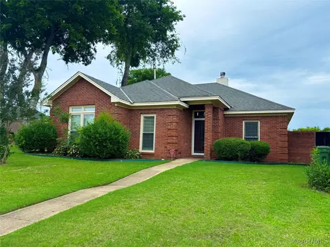 8752 Harvest Ridge Dr, Montgomery, AL 36116