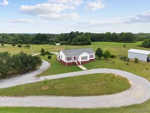 1730 Josh Dr, Billingsley, AL 36006