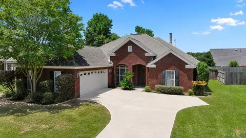 1045 E Poplar St, Prattville, AL 36066