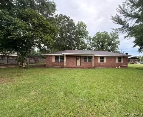6863 Holtville Rd, Wetumpka, AL 36092
