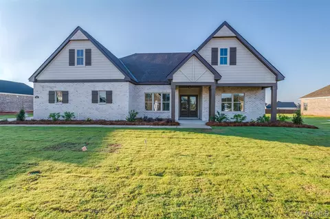 102 Dow Dr, Wetumpka, AL 36093