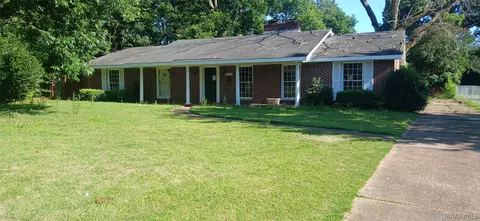 3856 Pelzer Ave, Montgomery, AL 36109