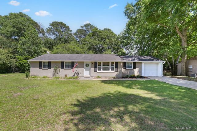 516 Woodvale Rd, Prattville, AL 36067